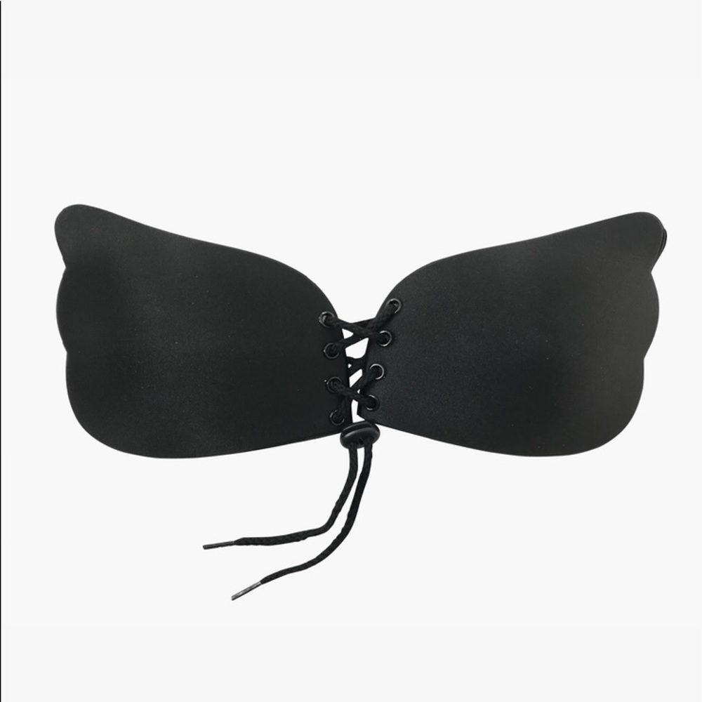 Strapless Lace Up Bra • D cup